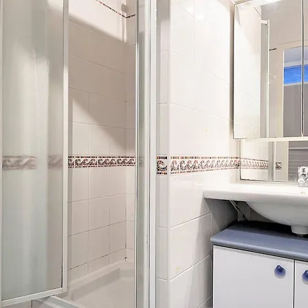 Apartment 6 Couchages A 100m Avec Terrasse, Parking, Lave-linge Et Piste Cyclable Proche - Fr-1-251-550